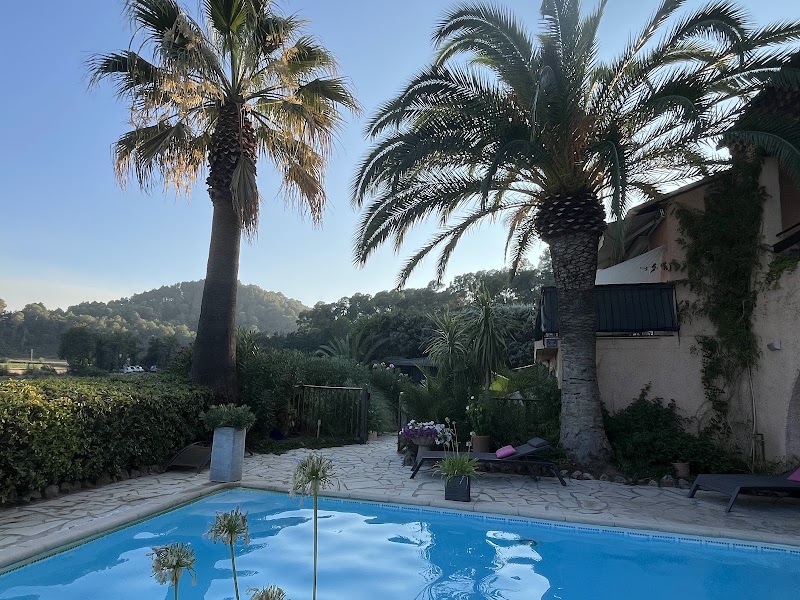 Gîtes Naturistes Les Lodges