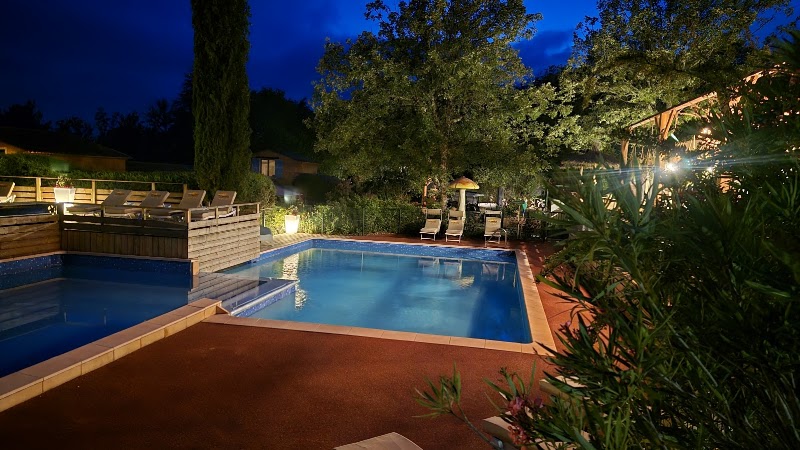 Camping Naturiste La Tuquette