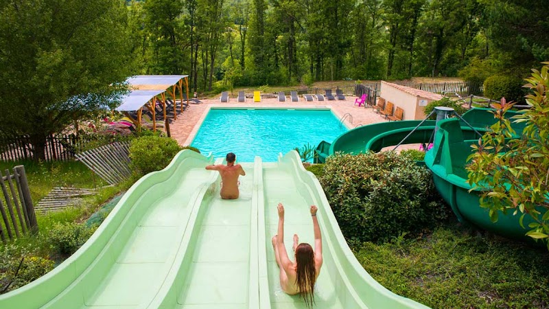 Les Lauzons - Camping naturiste Provence